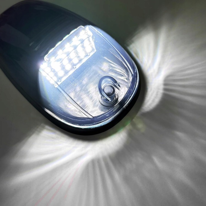 Lampy-obrysowe-dachowe-Bialy-16-diod-LED-kompatybilne-z-03-10-Dodge-Ram-Numer-katalogowy-czesci-PolMart-3D251.jpg