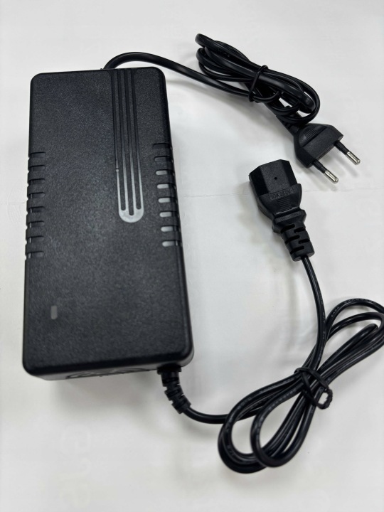 CHARGER-FOR-ELECTRIC-BICYCLES-67-2V-2A-PROFESSIONAL-Manufacturer-code-adowarka-szYB-480-2000.jpg